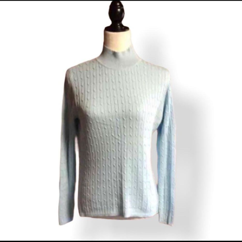 Blue classic elements sweater small